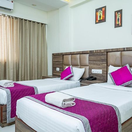 Nexstay Crystal Residency Kozhikode Buitenkant foto