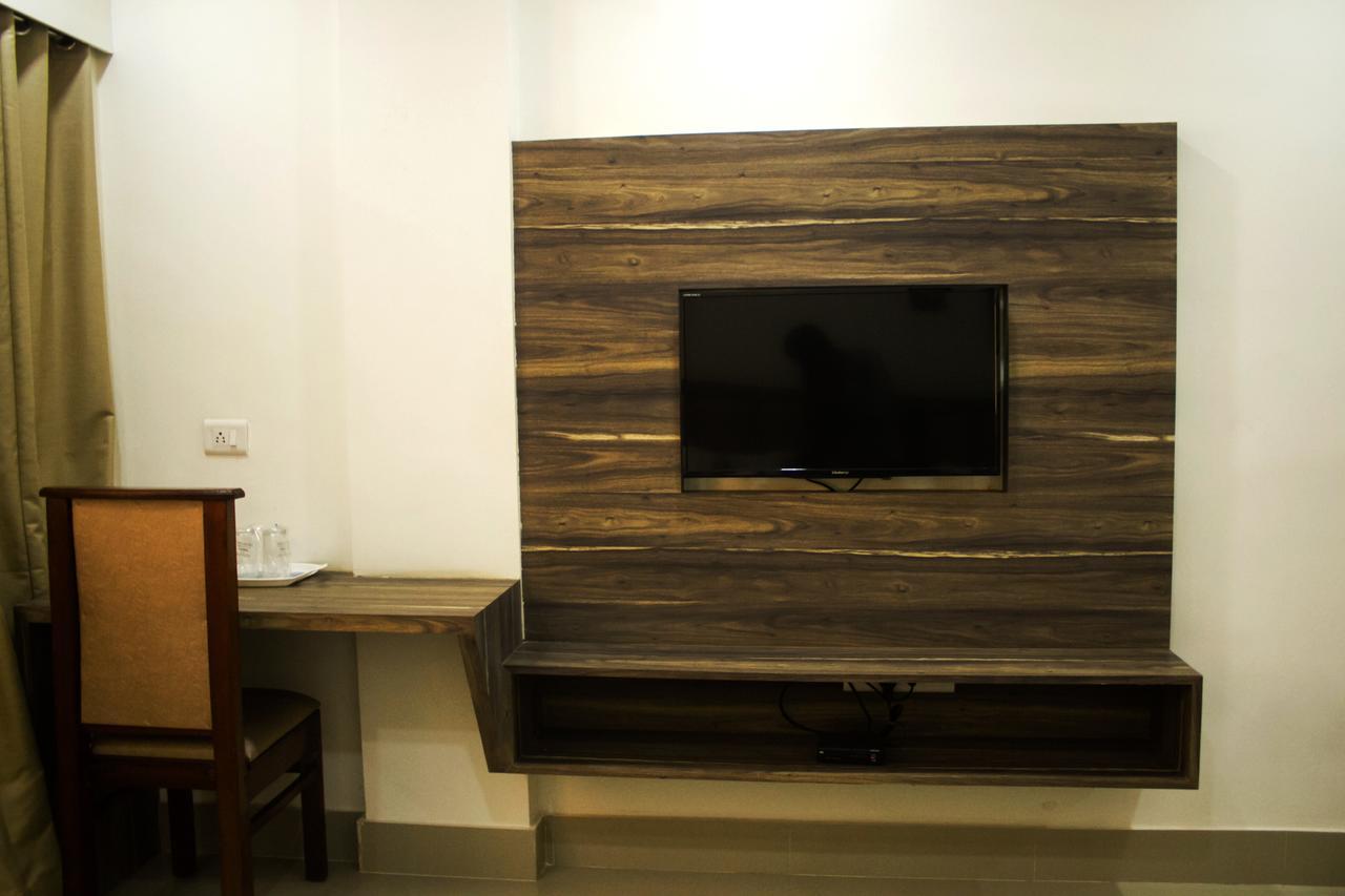 Nexstay Crystal Residency Kozhikode Buitenkant foto