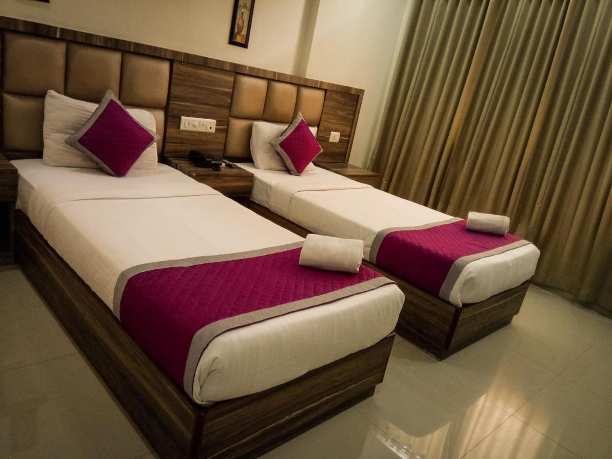 Nexstay Crystal Residency Kozhikode Buitenkant foto