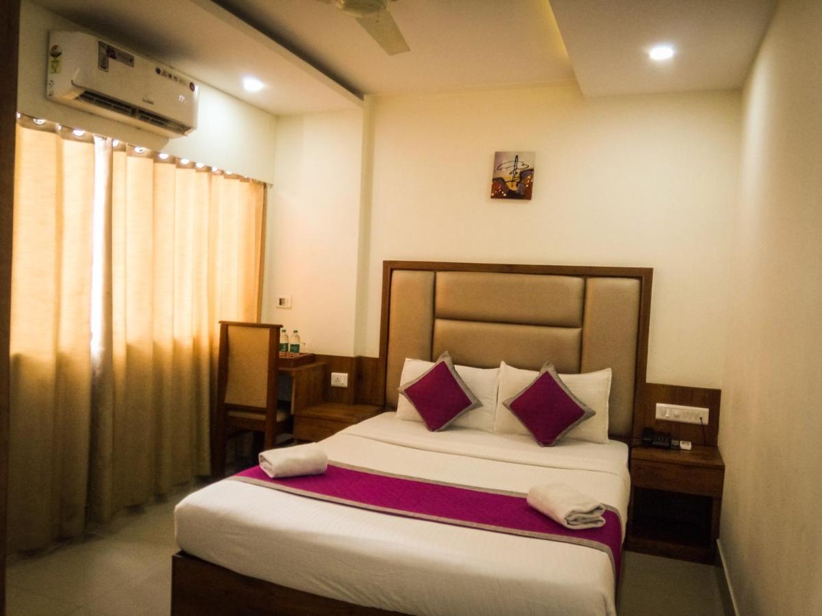 Nexstay Crystal Residency Kozhikode Buitenkant foto